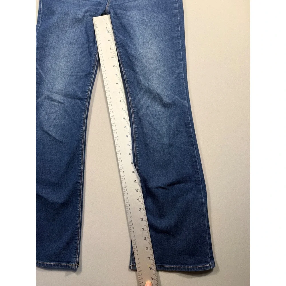 White House Black Market WHBM Bootcut Flare Jeans Blue Medium Wash Size 2S